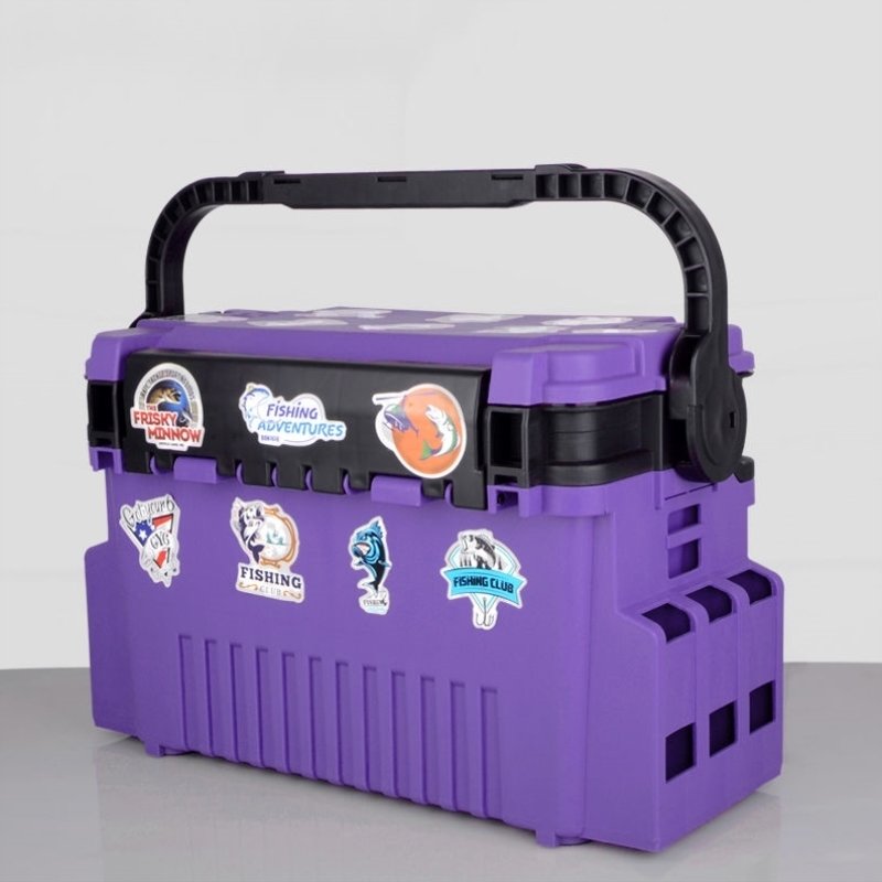 A fish tank and a fisher's multi-purpose Luya back gear can be used with a barrel and a thick box for bait